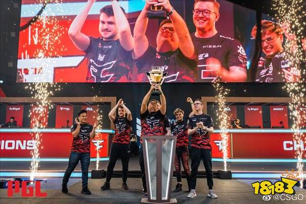 供了一个成 供了一个成